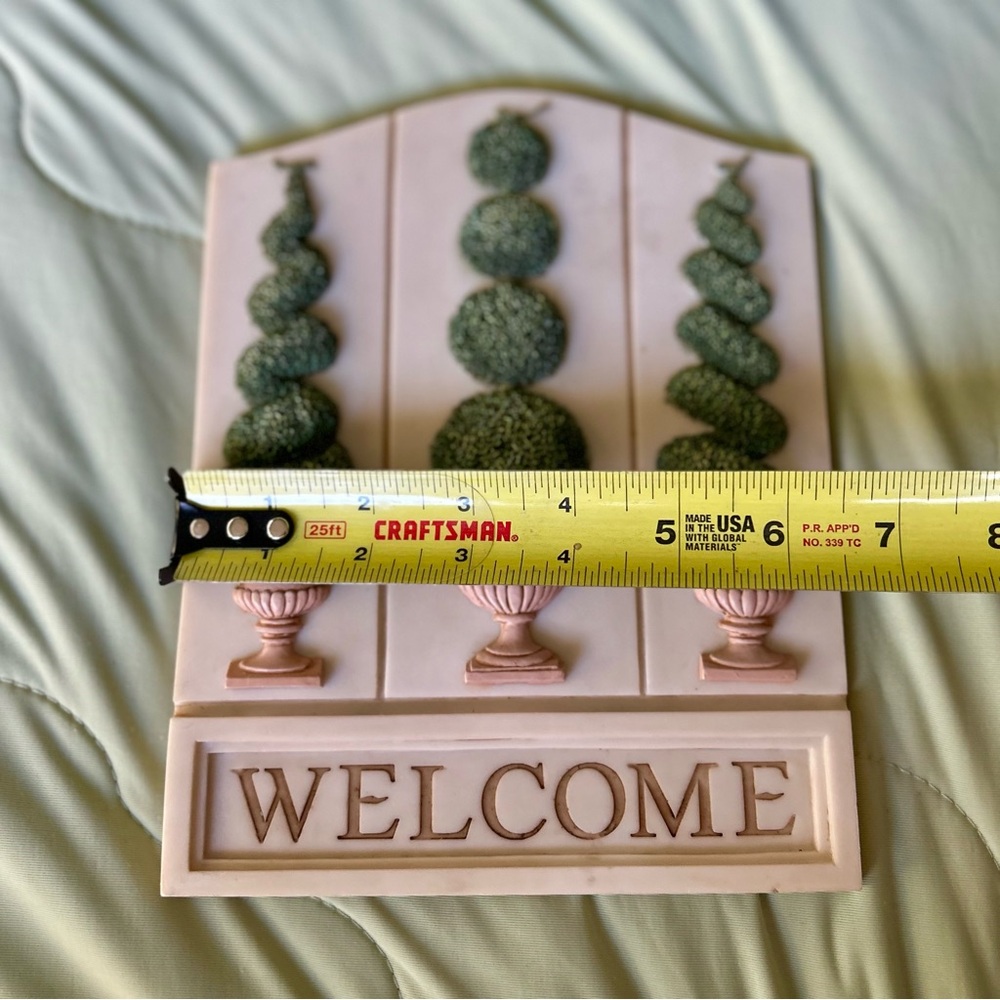 VTG Trimmed Artistic Aborvitae Green Pruned Hedges 3D Textured Plaque Wall Art - Picture 5 of 6